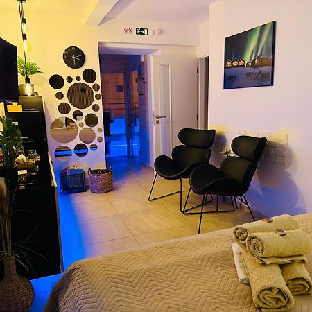 Sauna Studio Near Centre/Airport Praga Exterior foto